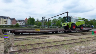 mejetærsker klar til at køre af, hjul er påsat og de forskellige transportbeslag er væk