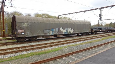 26 F-SNCF 31 87 354 6 566-9 Rilns 2014-04-13 Fa P1110592.JPG