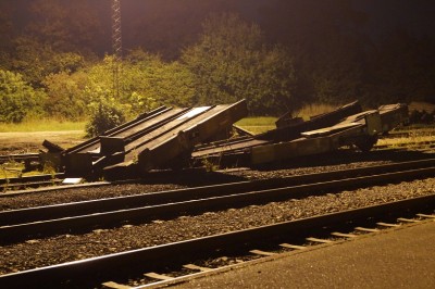 Resterne af den autotransportvogn som blev beskadiget ved uheldet i december 2013