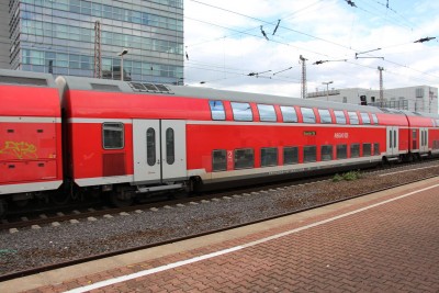 2 D-DB 50 80 26-75 136-4 DBpza 2015-05-05 Duisburg IMG_1227.JPG