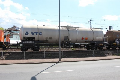 4 D-VTGD 37 80 784 6 554-9 Zacns 2015-05-05 Krefeld-Uerdingen IMG_0742.JPG