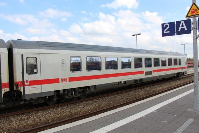 11 D-DB 61 80 84-94 028-6 Bpmbdz 2015-05-08 Nieböll IMG_1967.JPG