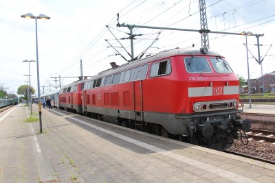 16 D-DB 218 345 2015-05-08 Itzehoe IMG_1950.JPG