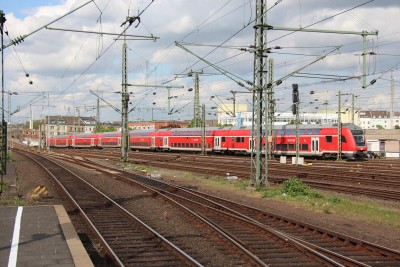 1 D-DB 146 006-2 2015-05-07 Düsseldorf som RE5 Koblenz- Emmerich IMG_1887.JPG