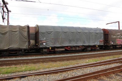 18 F-SNCF 31 87 477 1 329-1 Shimms-u 2015-06-09 Pa IMG_2214.JPG