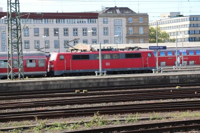 1 D-DB 111 125 2015-05-04 Düsseldorf IMG_0551.JPG