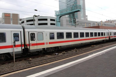 2 D-DB 61 80 20-94 448-3 Bpmz 2015-05-07 Düsseldorf IMG_1702.JPG