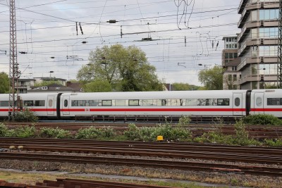 4 D-DB 806 010 2015-05-05 Duisburg IMG_1138.JPG
