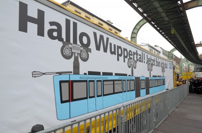 wsw-ankunft-schwebebahn-1-2.jpg