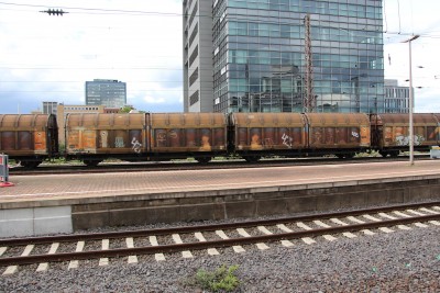 21 S-TWA 24 74 421 8 293-4 Laaiis 2015-05-05 Duisburg IMG_1047.JPG