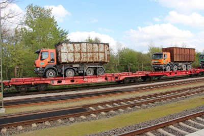 12 DB 65 80 980 4 001-2 DD vogn A 2015-05-08 Niebüll   IMG_1994.JPG