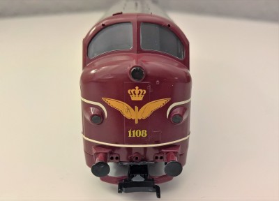 1108_front.jpg