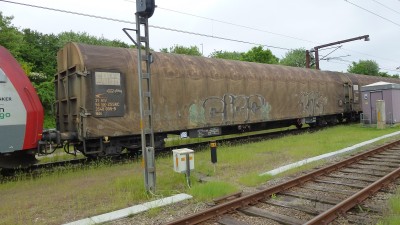 3 SK-ZSSKC 31 56 354 0 099-9 Rils 2016-05-24 Fa P1160167.JPG